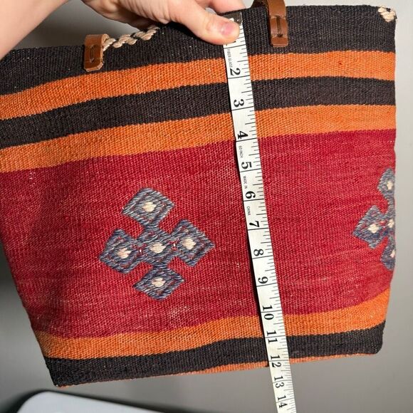 Woven Kilim rug tapestry tote bag leather straps Turkish western Aztec medium si - Picture 13 of 15